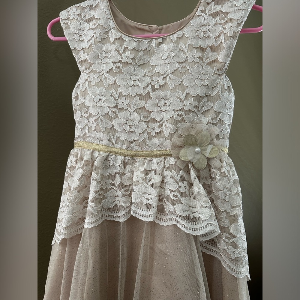 Formal and semi formal gold lace dress for girls size 10, knee length